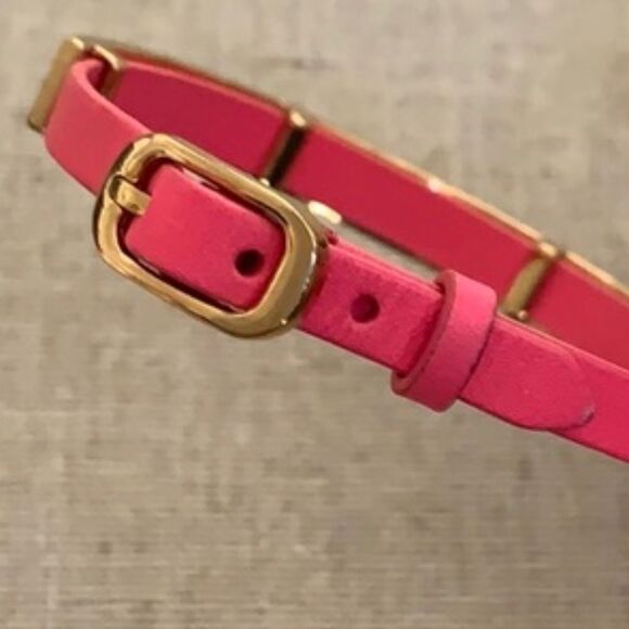 Stella & Dot Elephant Buckle Bracelet – Pink Leather & Gold Adjustable - Picture 4 of 4